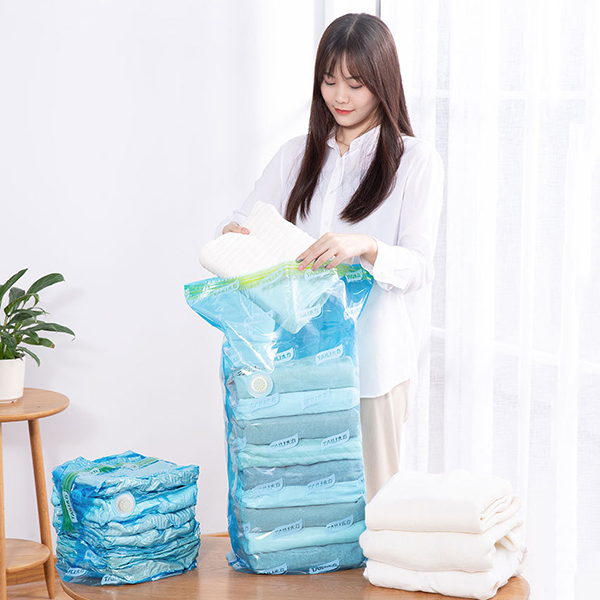Bộ 4 túi hút chân không đựng quần áo chăn màn tiện lợi Nhật Bản N103
